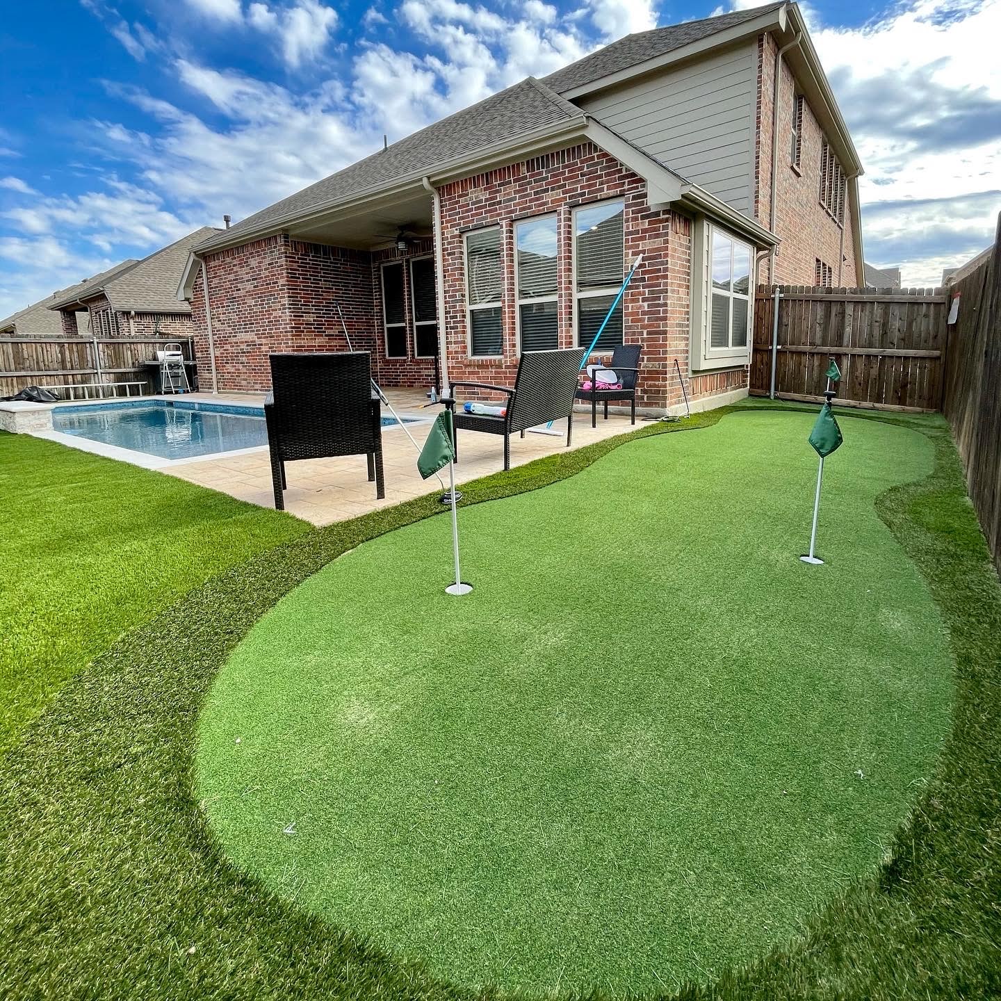 Backyard putting green